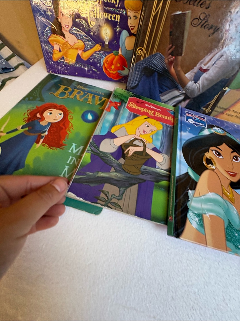Disney Princess girls books - Picture 3 of 3